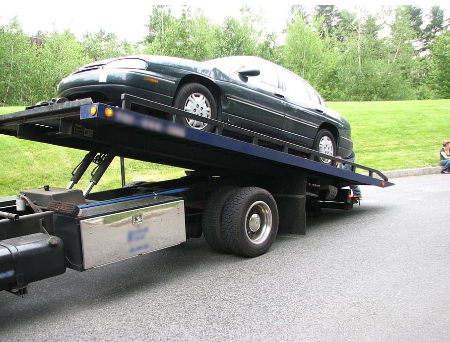 this image shows long-distance towing in Soldotna, AK